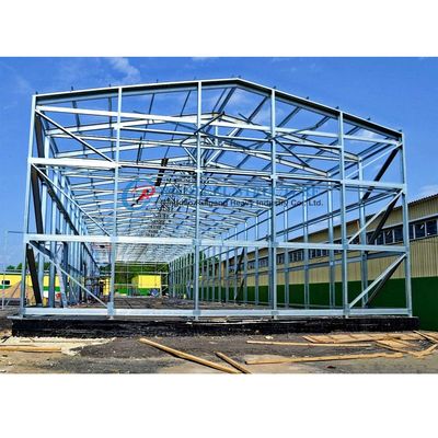 Estructura de acero duradero Estructura de techo de almacén prefabricado Ligero
