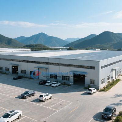 Estructura de almacén de acero aislada con superficie galvanizada o pintada
